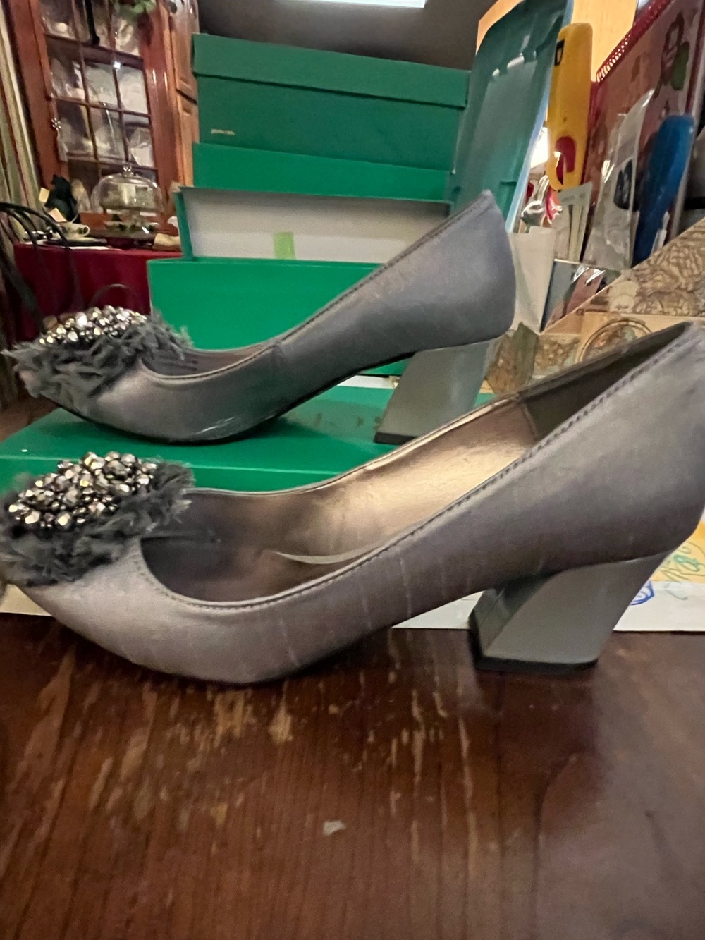 8.5 m JRenee Women's Gray Satin Mid-Heel Pumps with Embellished Rosette